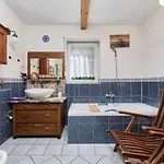 Dom W Ludwikowicach Klodzkich * Ludwikowice Kłodzkie