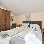 Dom W Ludwikowicach Klodzkich Ludwikowice Kłodzkie