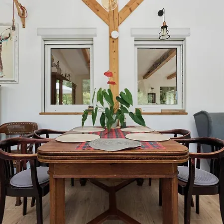 Dom W Ludwikowicach Kłodzkich Ludwikowice Kłodzkie