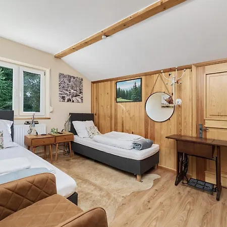 Dom W Ludwikowicach Klodzkich Villa *